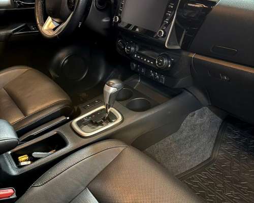 Vendo Toyota Hilux SRX