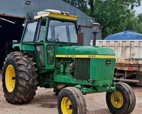 Tractor John Deere 3530