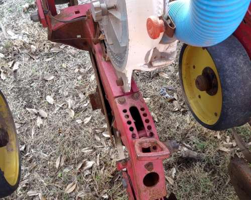 Sembradora Bertini 28000 13/52, Fert en Linea, Monitor, 2006