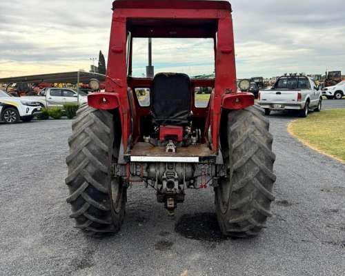 Tractor Massey Ferguson 1075 con Dirección Hidráulica
