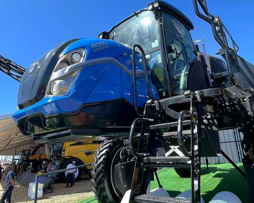 Pulverizador New Holland Defensor 4000 - Unidad Disponible