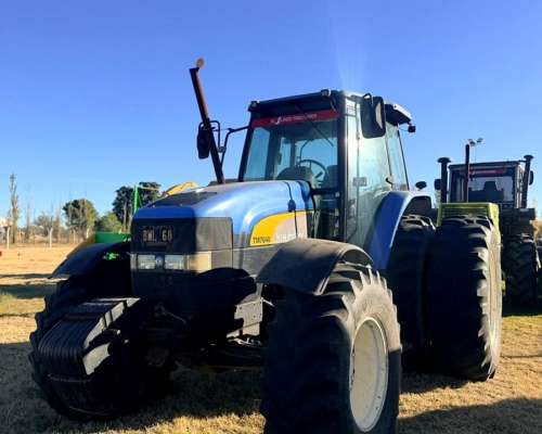 Nh Tractor 7040 TM