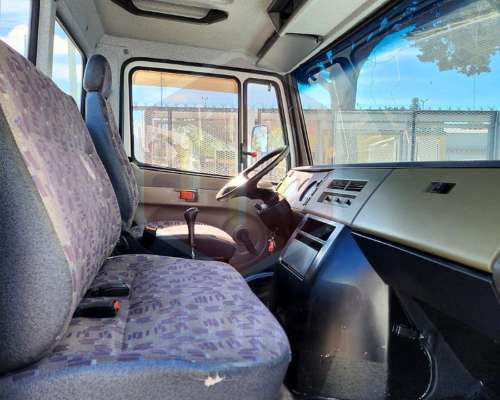 Mercedes Benz L-710 año 2008