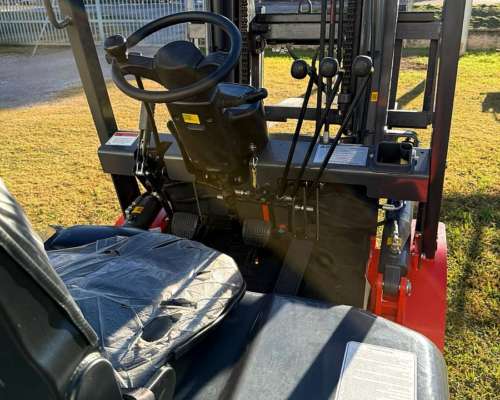 Autoelevador Lonking 2.5 TN