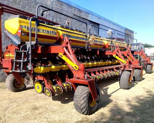 Sembradora Super Walter 24 a 42 cm Mecanica año 2015