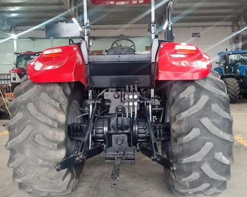 Tractor Case IH Farmall 110 4X4 - año 2016