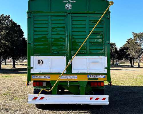 Tolva Semilleras y Fertilizante 30 TN Ayrton Trailers