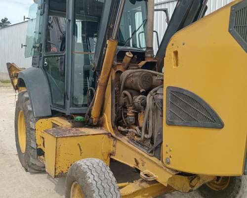 Retroexcavadora John Deere 310j
