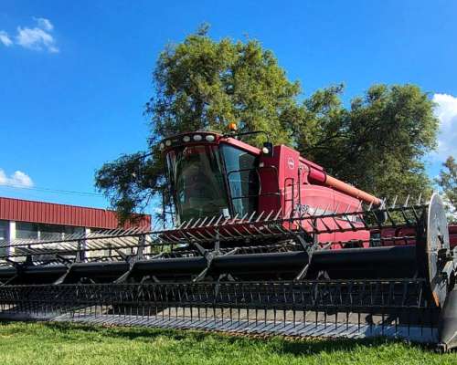 Cosechadora Case IH 7088 año 2012