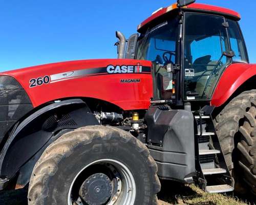 Tractor Magnum 260- 2013