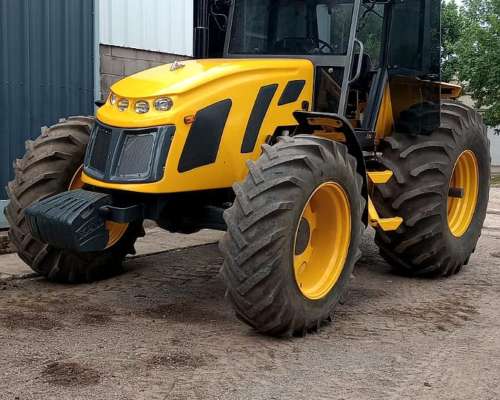 Tractor Pauny 250 a Doble Tracción