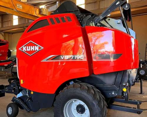 Rotoenfardadora Kuhn VB 7160