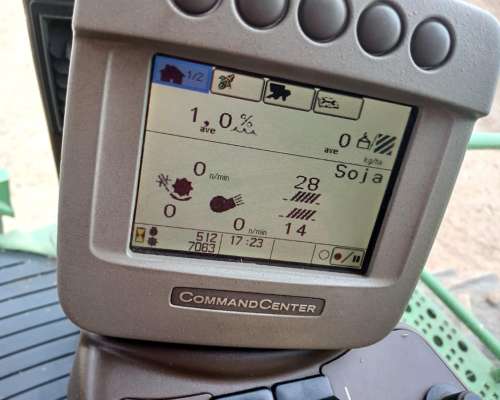 John Deere 9870 con Draper de 40 Píes