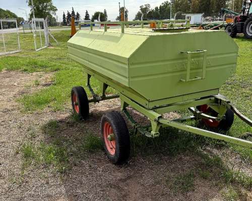 Petrolero de 3000 Lts