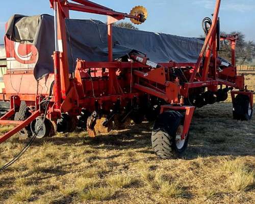 Sembradora Crucianelli Gringa V de 14 a 52 Mecanica 2014