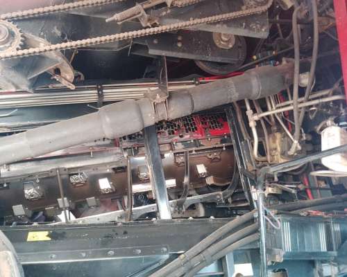 Case 7120, con Draper de 40