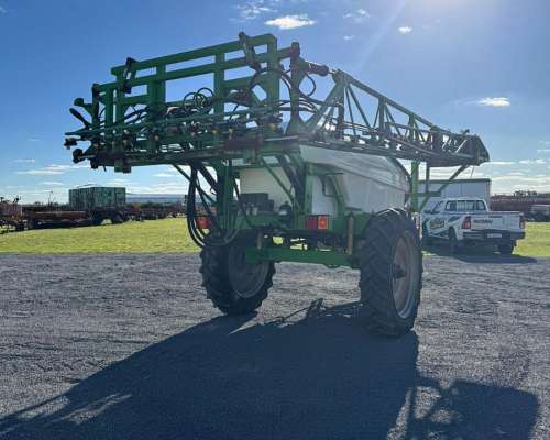 Pulverizador Metalfor para 3000 Lts