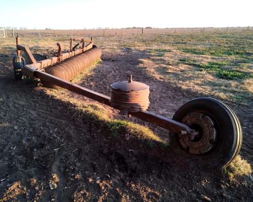 Vendo Arado JPC de 24 Discos