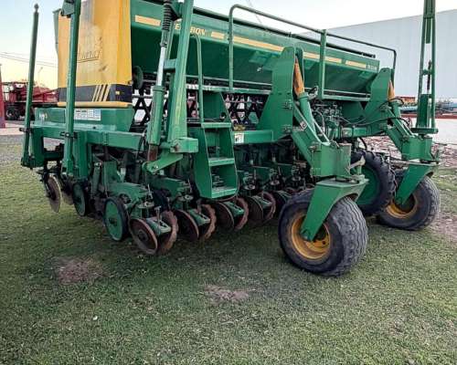 Sembradora Marca Pierobon TD 21-24