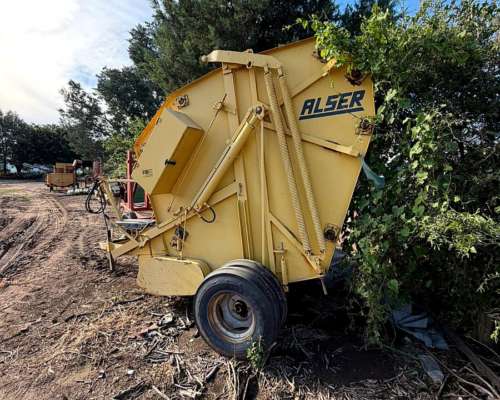 Enrolladora Rotoenfardadora Alser Funciando