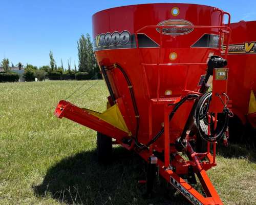 Mixer Vertical Loyto V6000 con Cubiertas