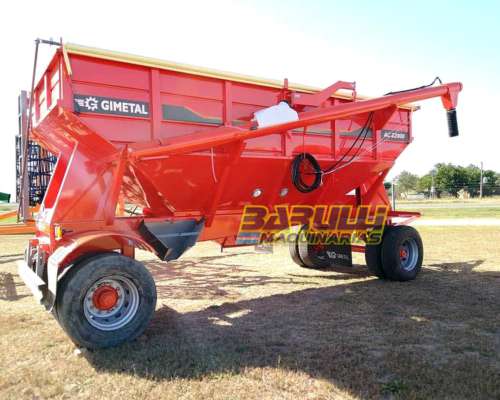 Tolva Semillera Gimetal AC 22000 con Chimango y Lona