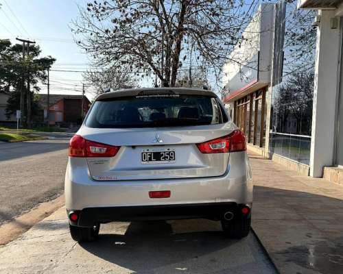 Mitsubishi Outlander Sport 2.0 Mivec Nafta A/T 4X4 AWD 2014
