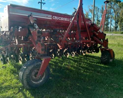 Pionera Super 3 de 25 Lineas a 0.20 CM, Ferti, Alfalfero