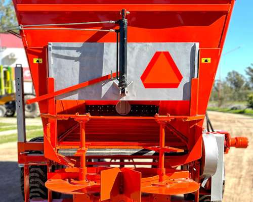 Desparramador de Guano Solido MP-8 MTS3 (platos) Secman