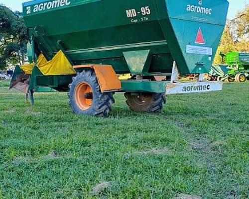 Mixer Horizontal Agromec 9.5 Metros