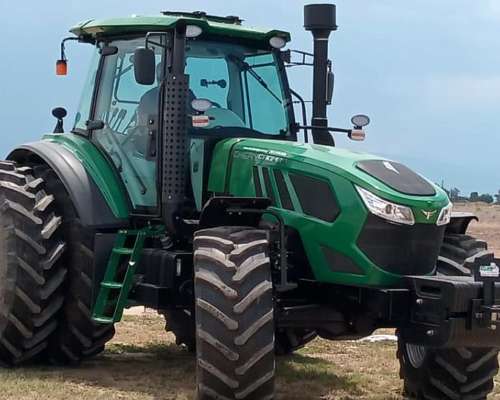 Tractor Chery Rs2404c 4X4 240hp