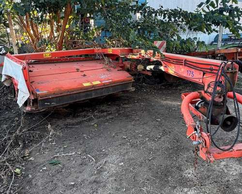 Segadora Kuhn FC 302 R 3m