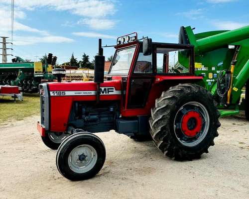 Massey Ferguson 1185 año 1977.