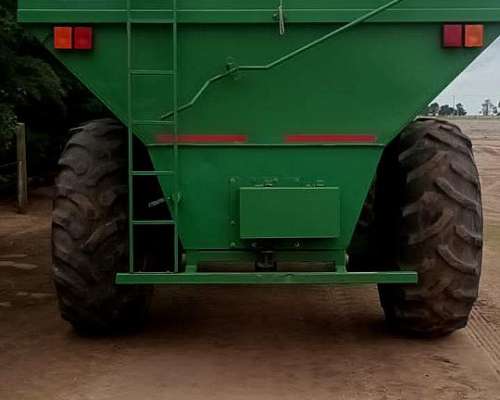 _ Tolva Autodescargable de 18 TN. Fabimag. Balanza Hook. año