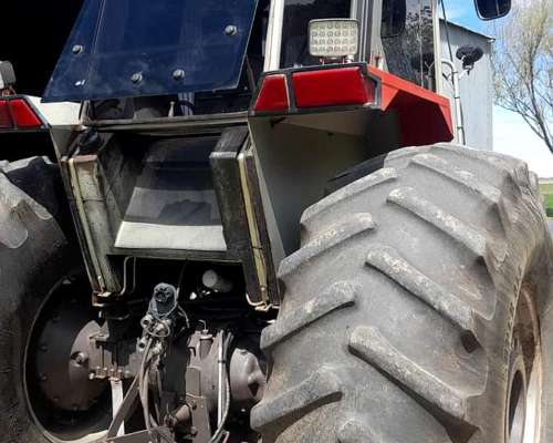 Equipo MF 1690 y Ascanelli RS 3000 Magnum 20 a 42 CM.