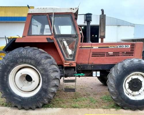 Tractor Fiatagri 160-90 D/t, Mod 1995, Cabina con Climat.