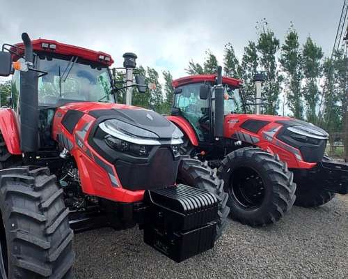 Tractor Traxor Tc1504+ 150 HP 4X4 con 3 Puntos