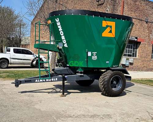 Mixer Descarga Frontal Distribuidor 14 M3 C/balanza- Agromec