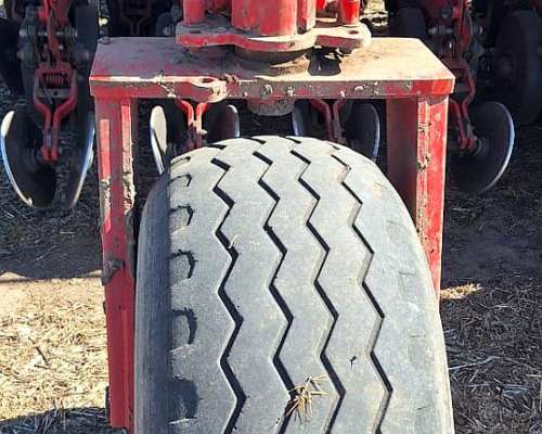 Sembradora Crucianelli 31 Líneas a 20 CM, Tres Arroyos