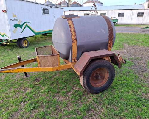 Acoplado Tanque Plastico 1000 Lts