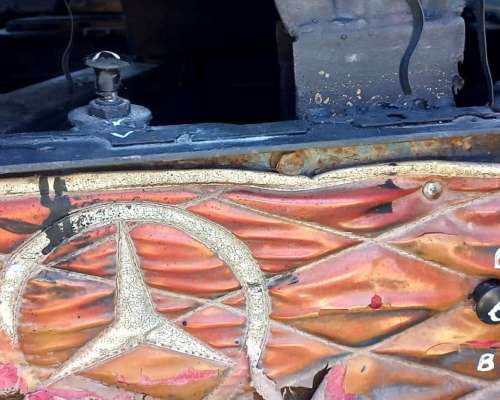 1114 Mercedes Benz Regador