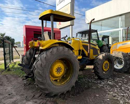 Tractor Pauny 210a con Techo