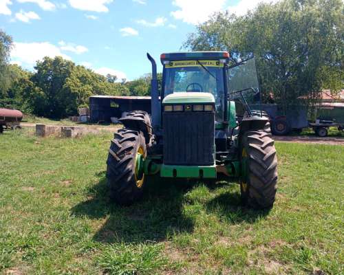 John Deere 8200 año 1998. Dual. 25000 Hs Originales