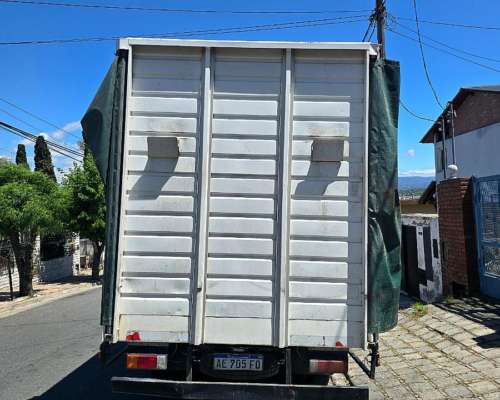 Camion Hino 300 616 Mod 2021