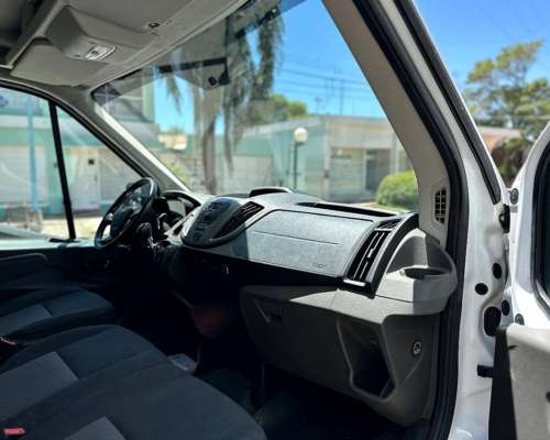 Transit 2.2 L 350l Techo Elevado año 2021 Impecable Orio HN