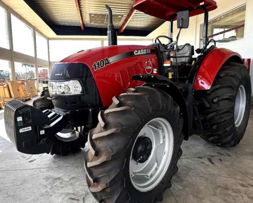 Tractor Farmall 110 a Case IH