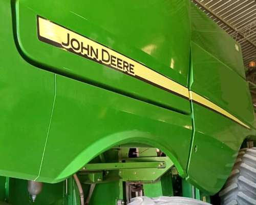Cosechadora John Deere S680 año 2016