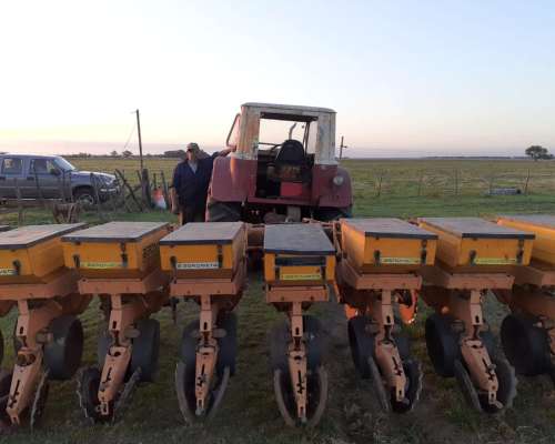 Sembradora Agrometal de 9 a 52