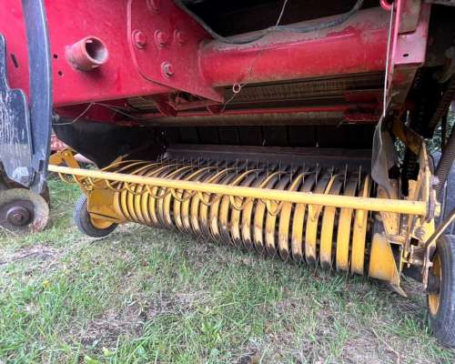 Rototoenfardadora New Holland BR7090