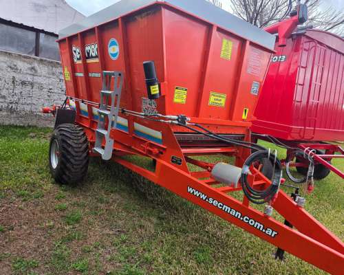 Secman 8M3 Desparramadora Guano. Disponible